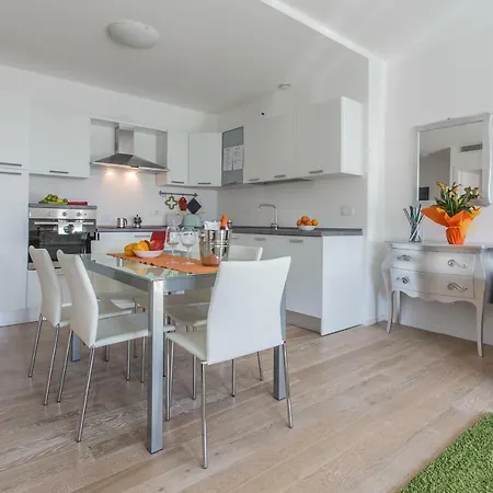Santa Sofia Apartment Padova